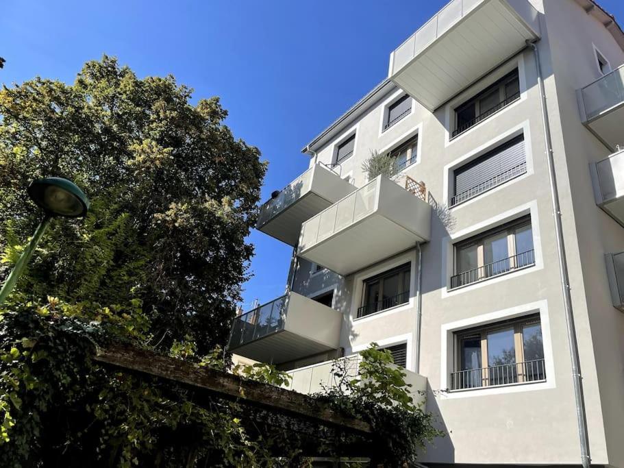 Secret Garden Calme Et Terrasse En Hyper-centre Apartment *